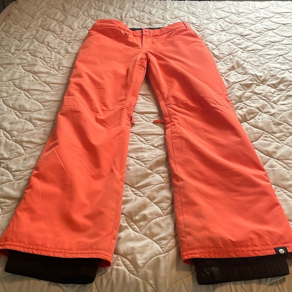Roxy Ladies Snowboarding/ Ski Pants - Picture 1 of 8